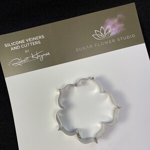 Petunia Medium Full Flower Petunia Medium Full Flower Botanically Correct Cutter By Robert Haynes